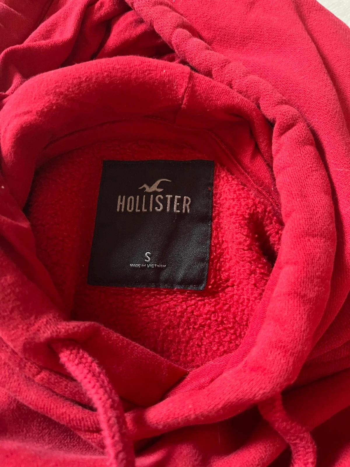 Men's red Hollister hoodie – trendy basic – size S – photo 3